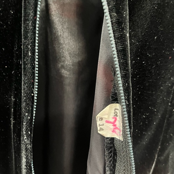 Vintage Union Made USA Black Velvet Mesh Front Long Sleeve Dress Size 14 - Picture 8 of 15